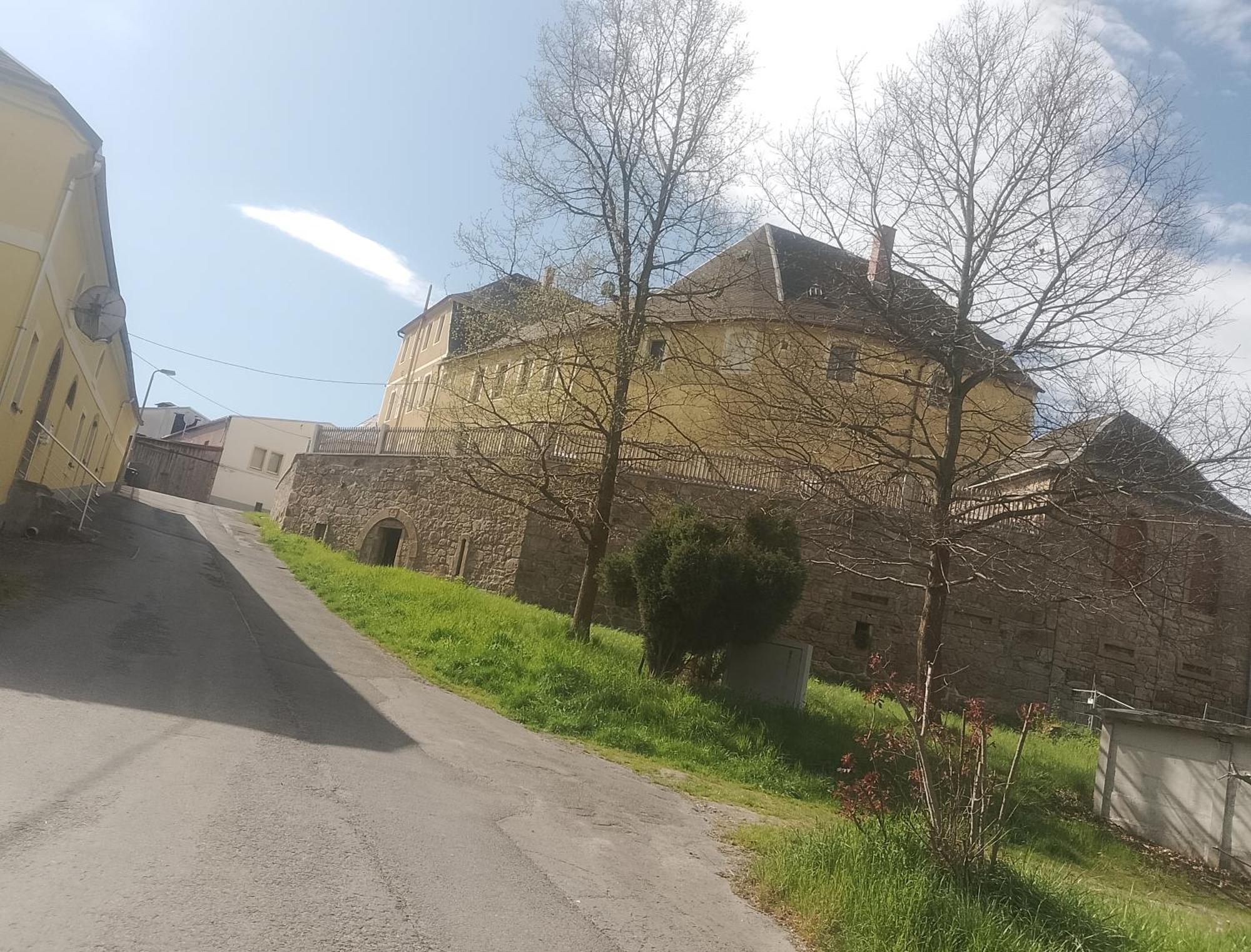 Lengenfeld  Ferienwohnung Im Rittergut Plohn 300 Meter Zum Freizeitpark מראה חיצוני תמונה
